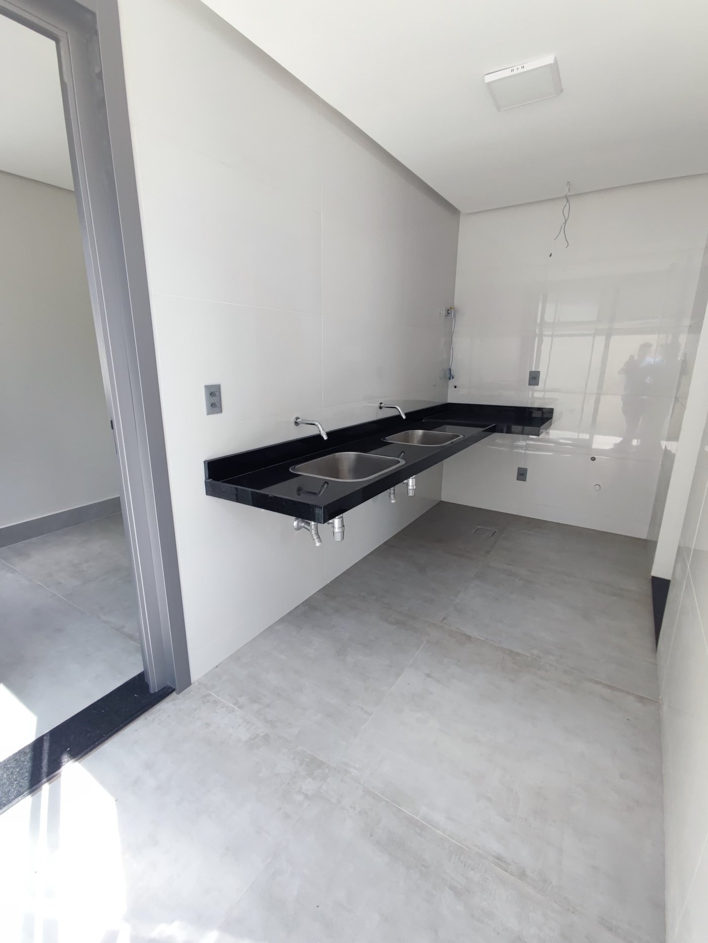 Casa Nova no Condominio Alphaville 134