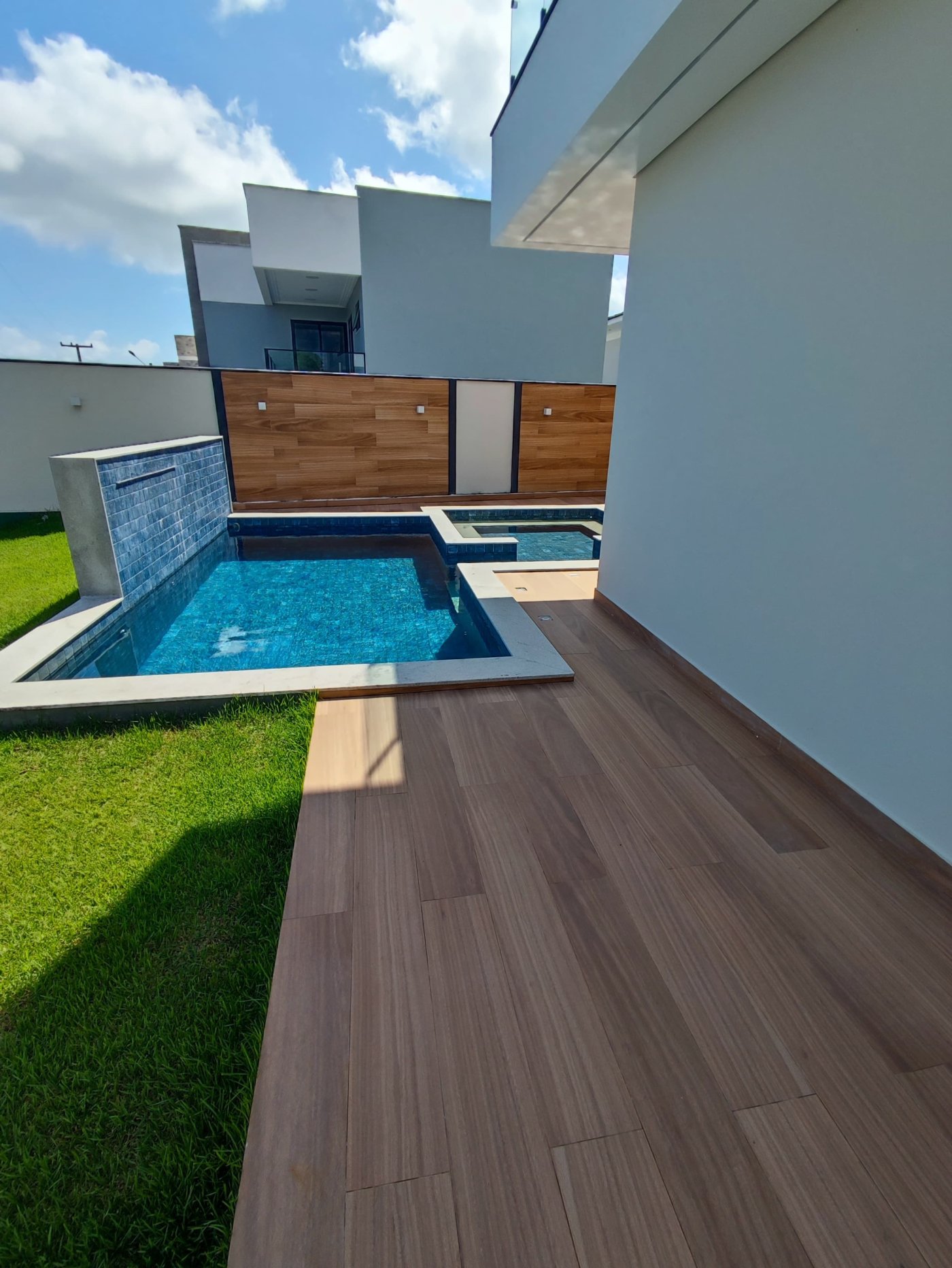 Casa Nova no Condominio Alphaville 134