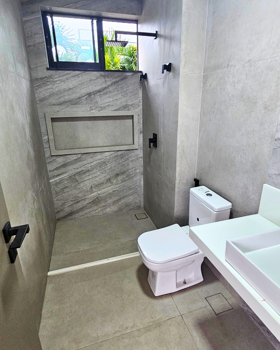 Casa Nova no Condomínio Alphaville