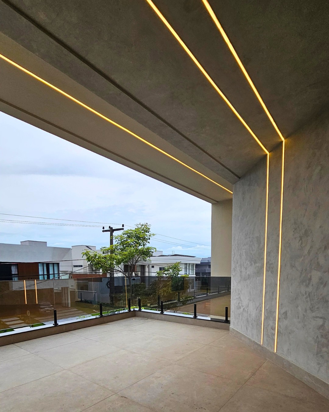 Casa Nova no Condomínio Alphaville