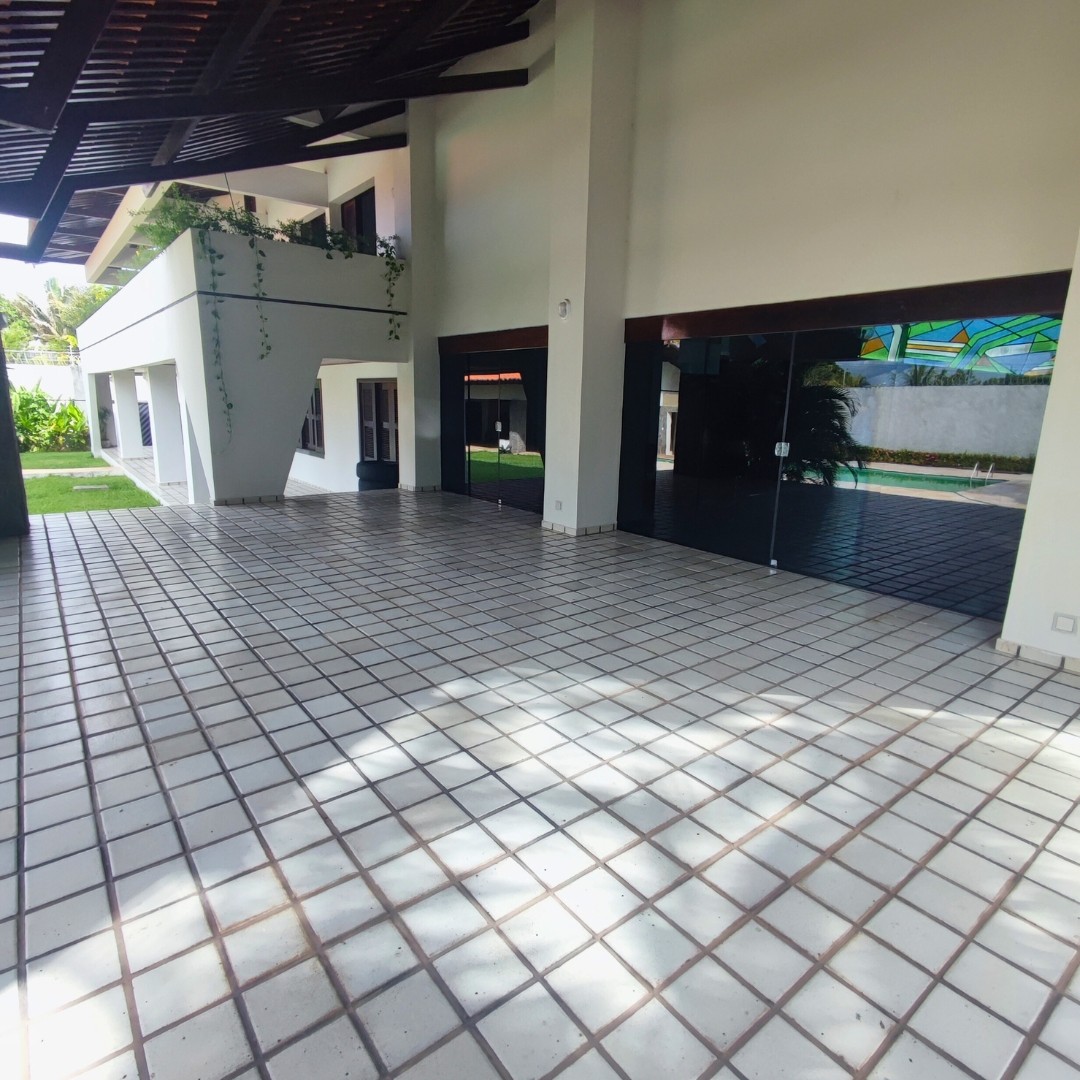 Casa 5 suítes para Venda no bairro Calhau em São Luís